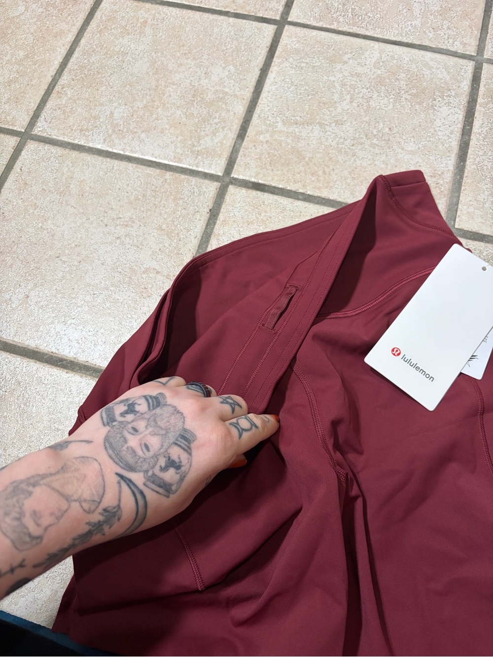 NWT Lululemon Fast and Free High-Rise Short 6" *Pockets (Burgundy Bay) Size 10 - Picture 8 of 9